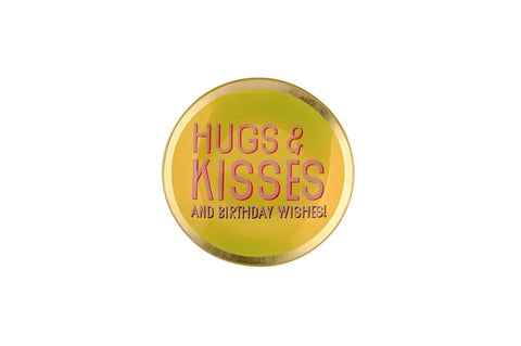 Love Plate HUGS & KISS AND BIRTHDAY , Glasteller S, rund, gelb – GIFTCOMPANY